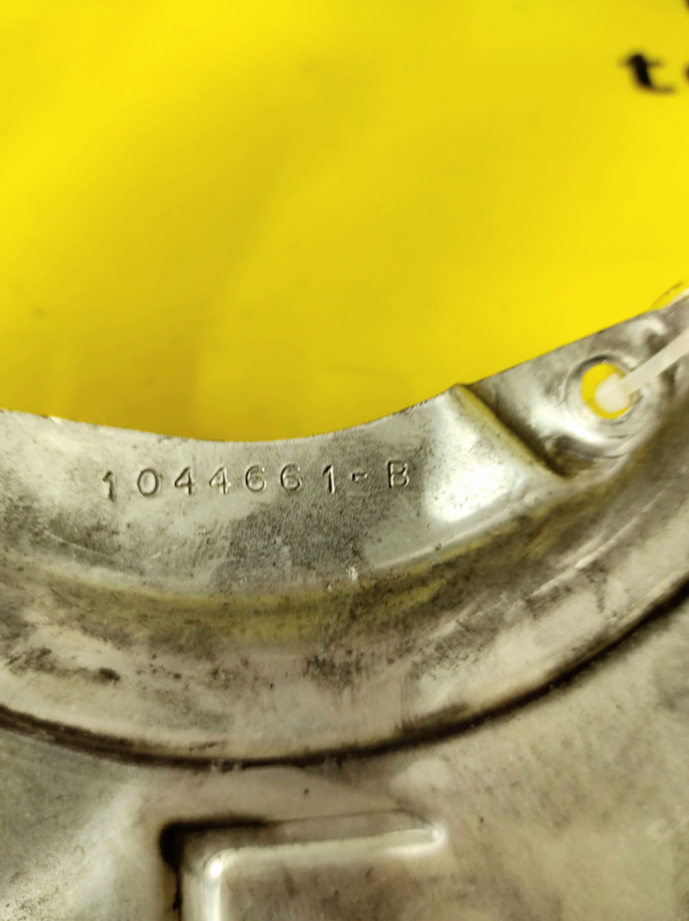 Tesla Model 3 2017-2023 Front Left Side Brake Disc Dust Shield Base OEM (used) 1044661-00-C  Photo №3