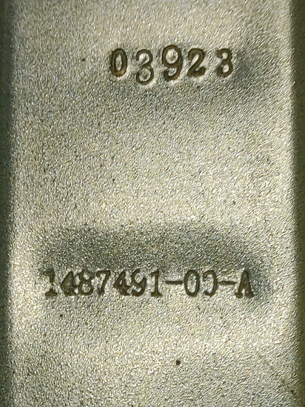 Кронштейн (окуляр) переднього лонжерона і арки колеса лівий Tesla Model Y 2020-2025 1504589-S0-C  Фото №3