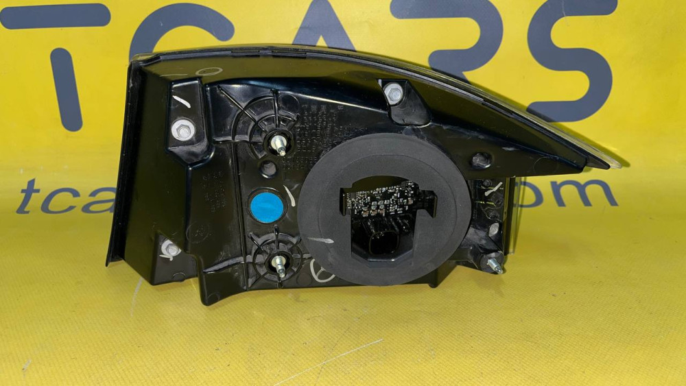 Лівий задній зовнішній ліхтар Tesla Model S (США) OEM 6005918-00-F  Фото №2