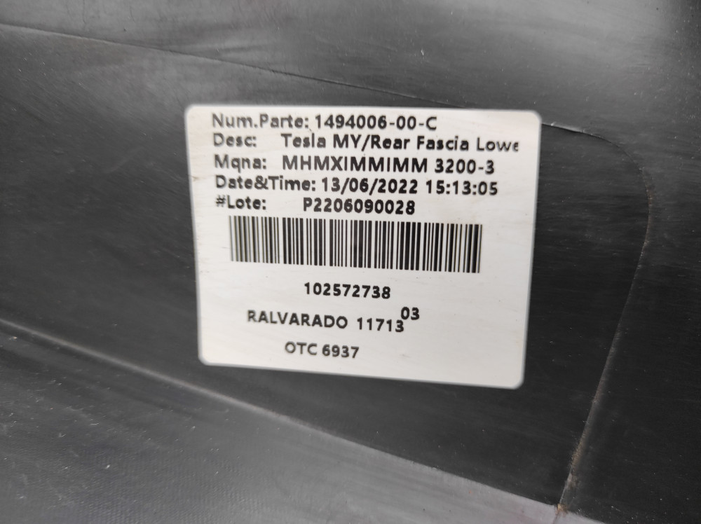 Tesla Model Y 2020-2025 Rear Bumper Lower Valance Fascia OEM (used) 1494006-00-C  Photo №7