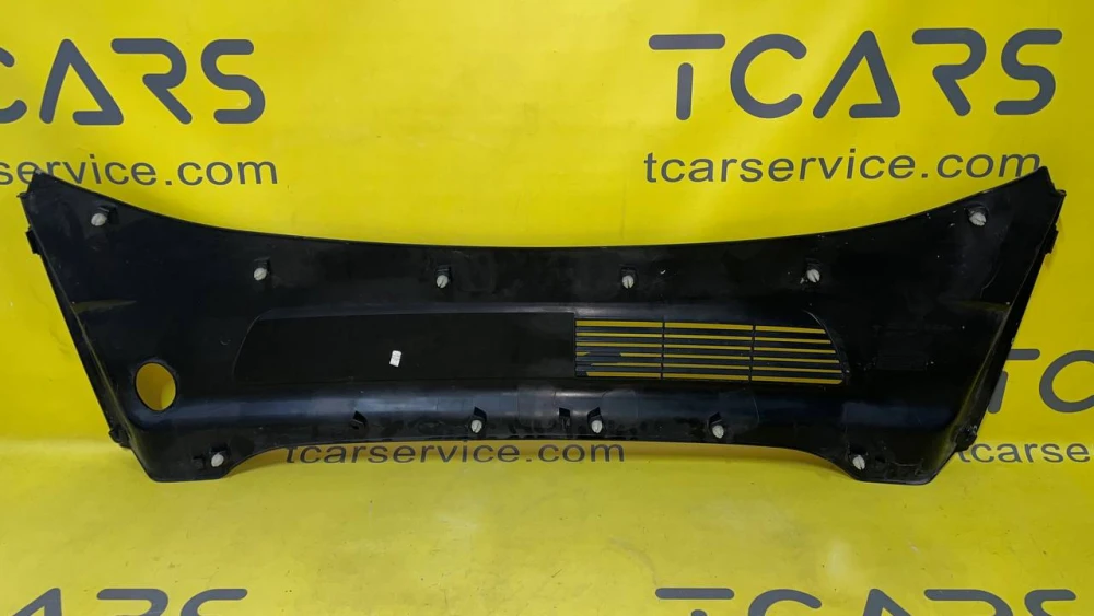 Tesla Model Y 2020-2025 Front Windshield Apron Molding - without HEPA OEM (used) 1492605-98-A (1492605-00-A)  Photo №2