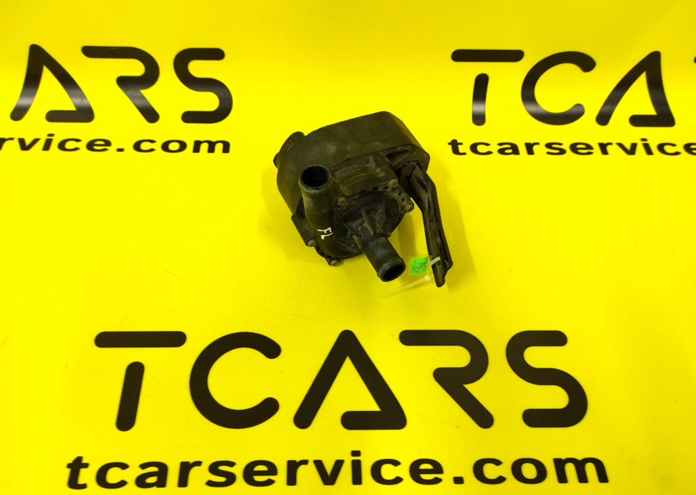 Tesla Model S 2012-2021 Battery Coolant Pump 1(Front LH) with Bracket and Isolator OEM (used) 6007367-00-E  Photo №2