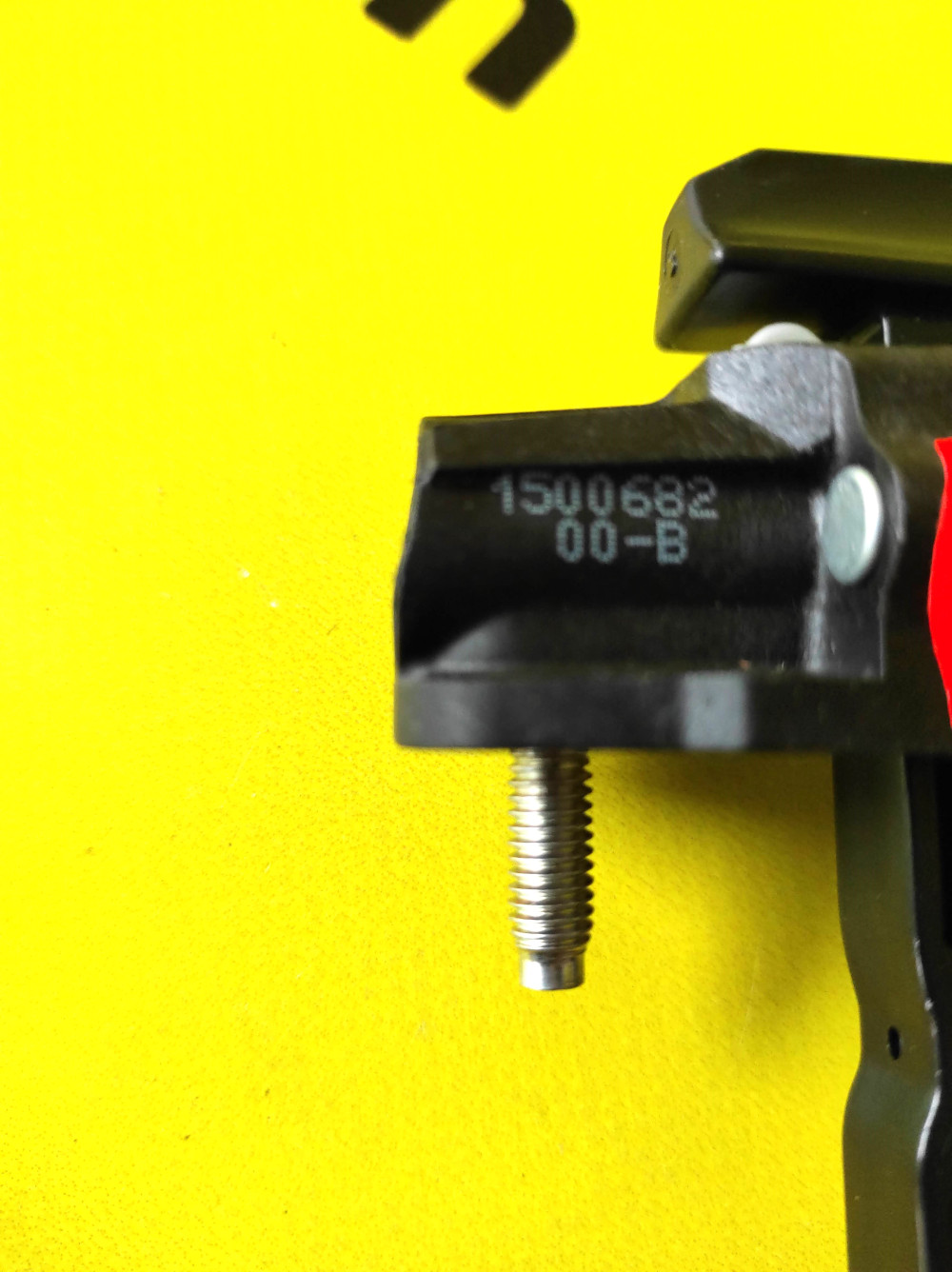 Обмежувач відкриття передніх дверей ліворуч і праворуч Tesla Model Y 2020-2025, Y Juniper 1500682-00-B  Фото №3