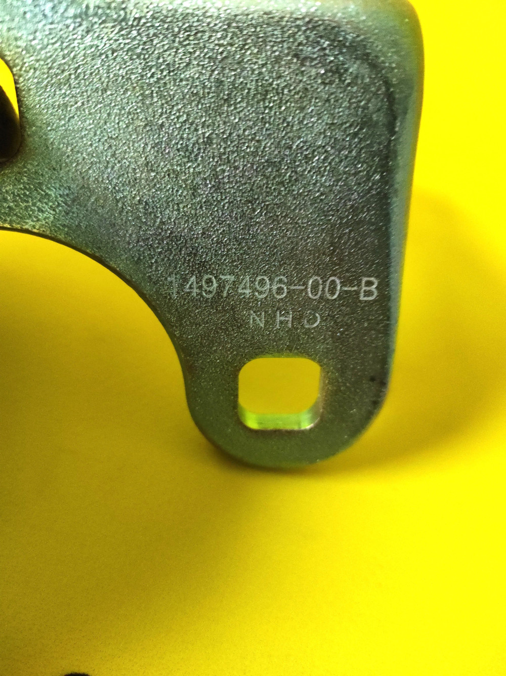 Петля дверей (верхня, нижня) передніх дверей праворуч Tesla Model Y 2020-2025, Y Juniper 1497496-00-C  Фото №4