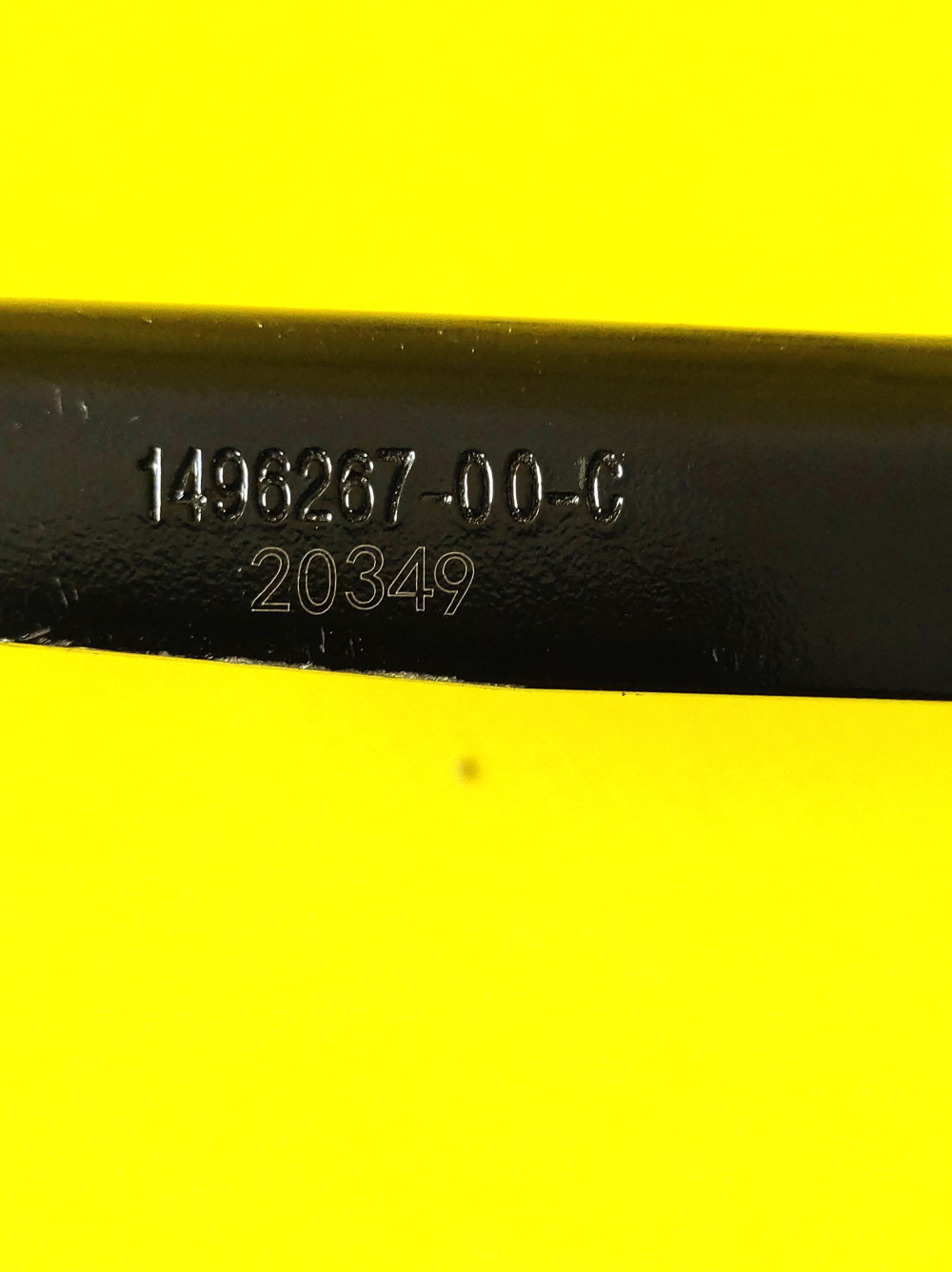 Петля капота левая Tesla Model Y 2020-2025 1496267-00-C  Фото №2