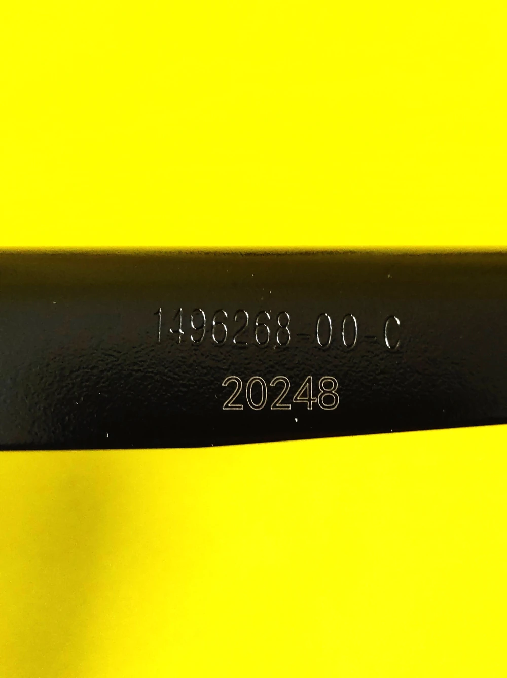 Петля капота права Tesla Model Y 2020-2025 1496268-00-C  Фото №2