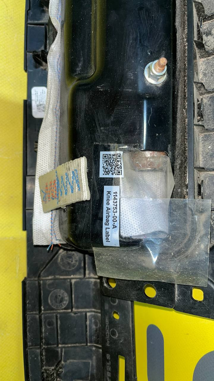 Подушка безпеки колінна права Tesla model 3,Y,SP,XP 1077826-00-D  Фото №4
