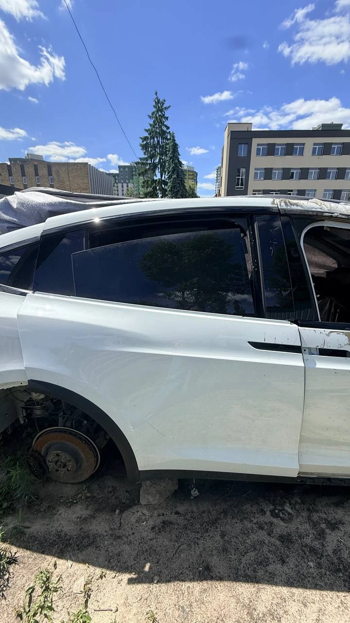 Права задня двер («крило сокола» / Falcon Wing) Tesla Model X Plaid / Рестайлінг (2022–2026)  1028791-E0-K  Фото №3