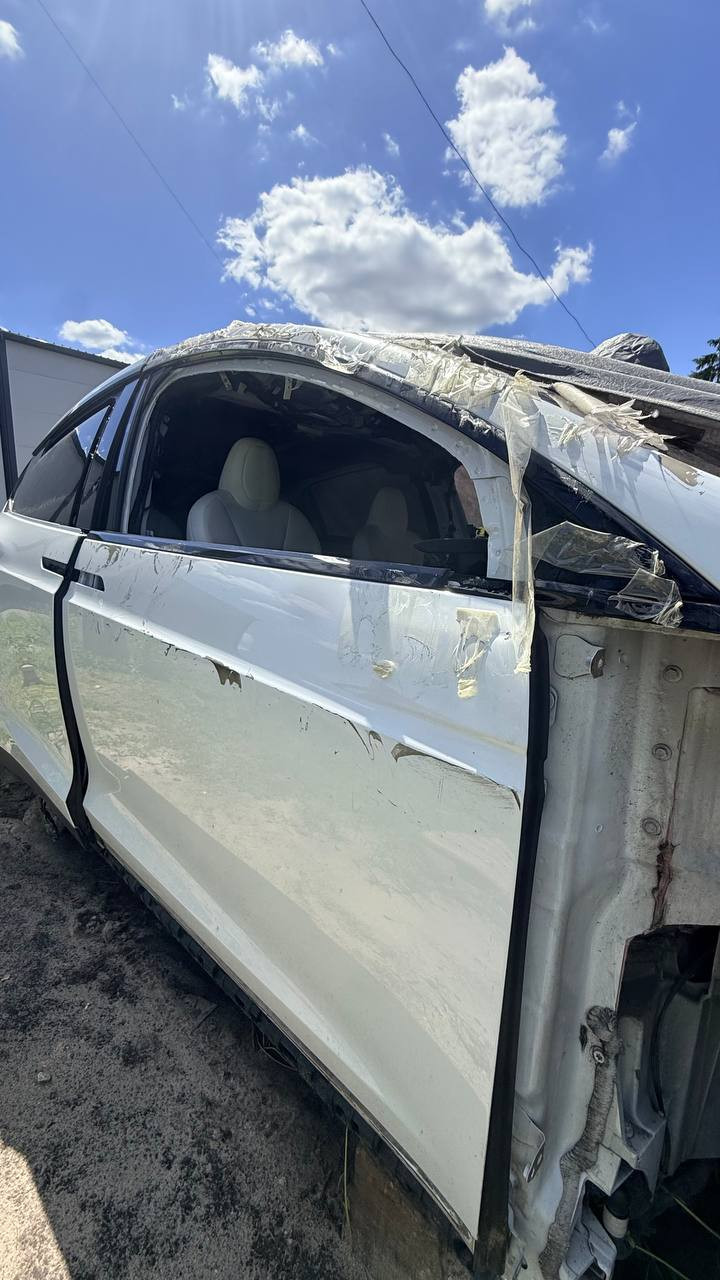 Двері передні праві (білий перламутр - PPSW) Tesla Model X 2021–2026 1570494-E0-A  Фото №3