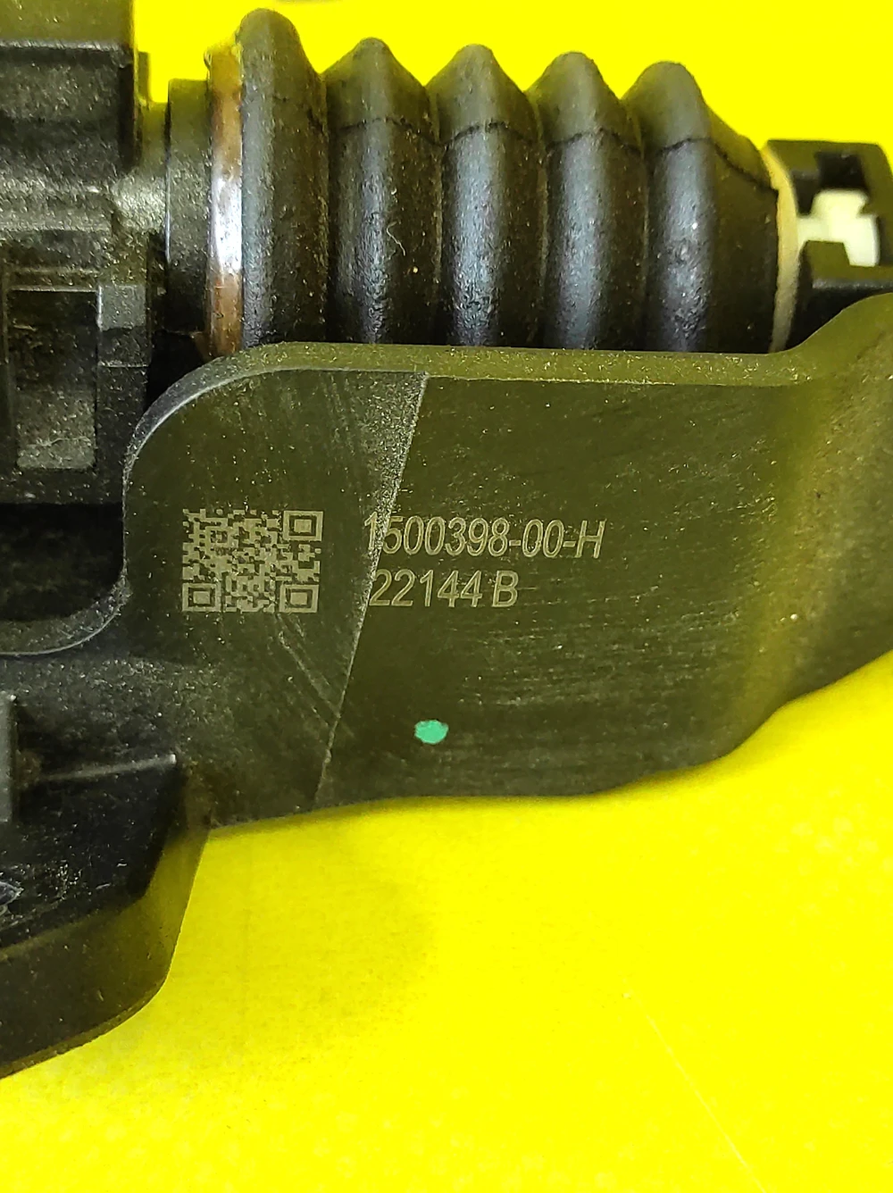 Tesla Model Y 2020-2025, Y Juniper, 3 2017-2023, 3 Highland Hood Latch Actuator and Cable Assembly OEM (used) 1500398-00-H  Photo №3