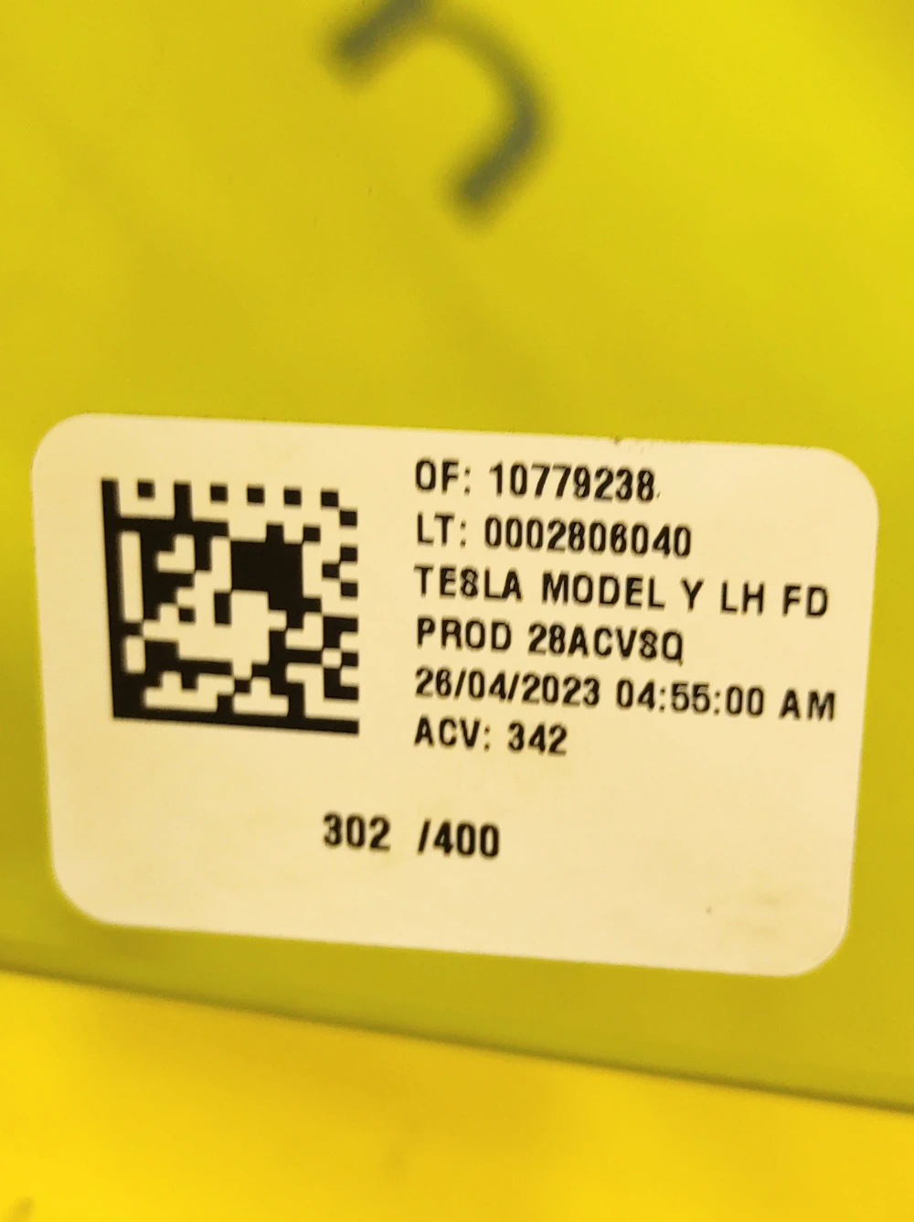 Скло подвійне дверей передніх лівих Tesla Model Y 2020-2025 1658702-00-B (1582616-00-B)  Фото №3