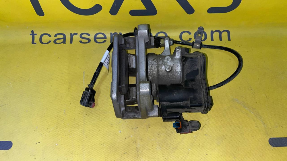 Tesla Model Y 2020-2025, 3 2017-2023, 3 Highland Rear Left Brake Caliper - BASE - LH OEM (used) 1044623-00-J  Photo №4