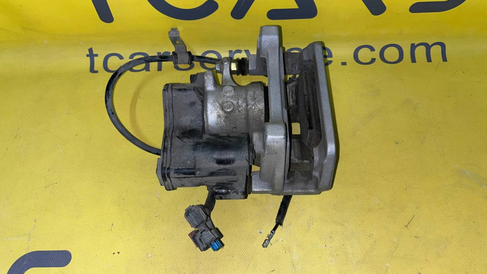 Tesla Model Y 2020-2025, 3 2017-2023, 3 Highland Rear Right Brake Caliper - BASE - RH OEM (used) 1044624-00-J  Photo №4