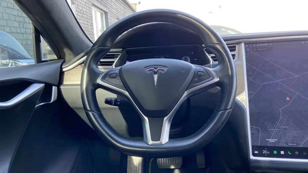 Tesla Model S AP 2.0 75 2016  Photo №31