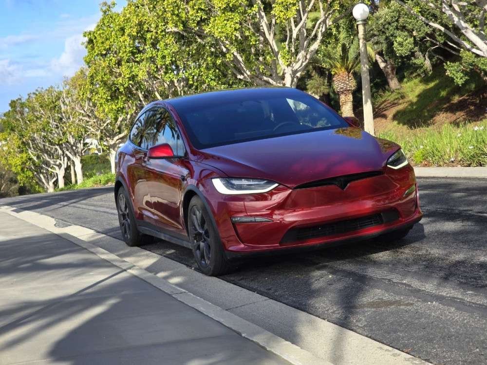 Tesla Model X  2025  Фото №3
