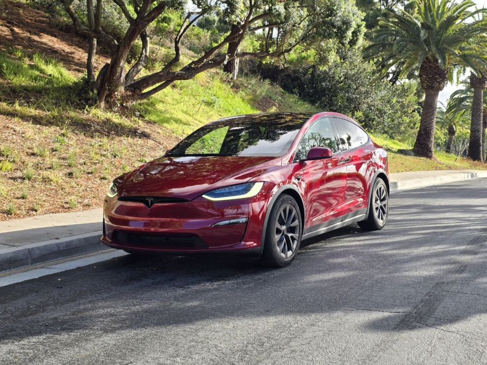 Tesla Model X  2025  Фото №7