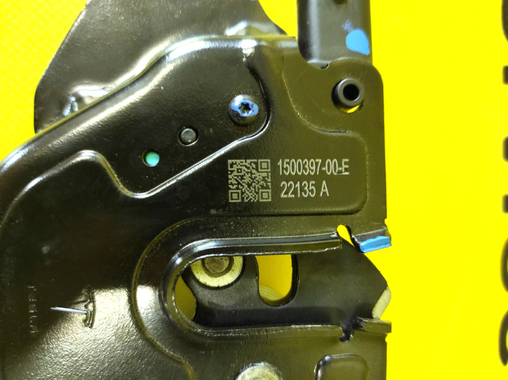 Замок капота Tesla Model 3 2017-2023, 3 Highland, Y 2020-2025, Y Juniper, S Palladium 2021-2025, X Palladium 2021-2025 1500397-00-G  Фото №3