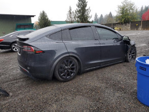 Tesla Model X LR 2024