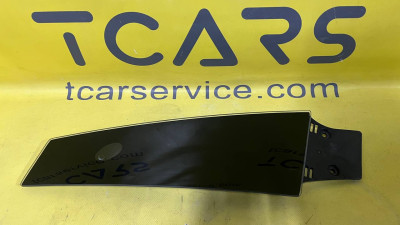 Накладка центральної стійки зовнішня права з камерою Tesla Model S 1092307-99-D