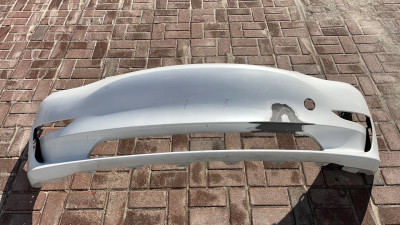 Бампер передній Tesla Model Y 1493736-S0-C
