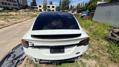 Кришка багажника (ляда) зі склом Tesla MX (2022-2026) 1900710-E0-B