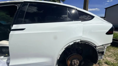 Задня ліва дверцята («крило сокола» / Falcon Wing) Tesla Model X Plaid / Рестайлінг (2022–2026) 1028790-E0-K