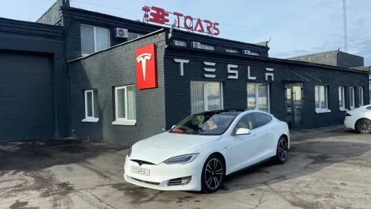 Tesla Model S AP 1 85D 2015