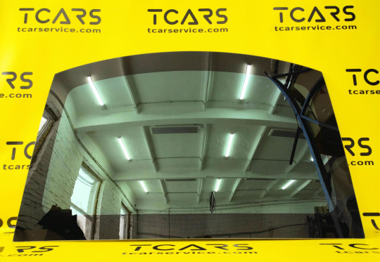 Скло люка панорамного даху (прямий язичок) Tesla Model S 2012-2021 1053620-S0-B(1077866-00-A)