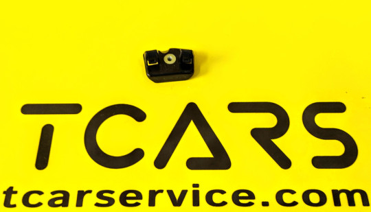 Tesla Model Y 2020-2025 Front Bumper Support Bracket Plastic Central LH OEM (new) 1493772-00-B