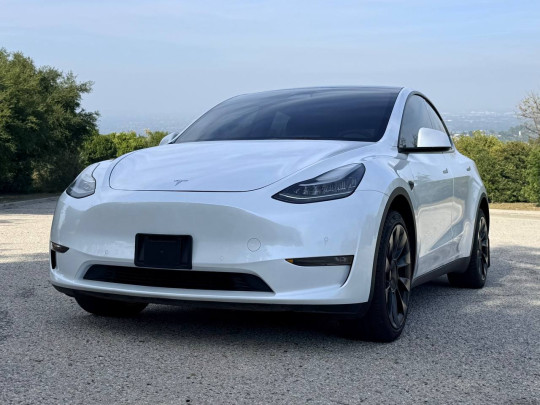 Tesla Model Y DM LR 2023