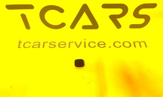 Заглушка резиновая задних дверей квадратная (26х26 - TPV) Tesla Model Y 2020-2025, Y Juniper 1507355-00-A