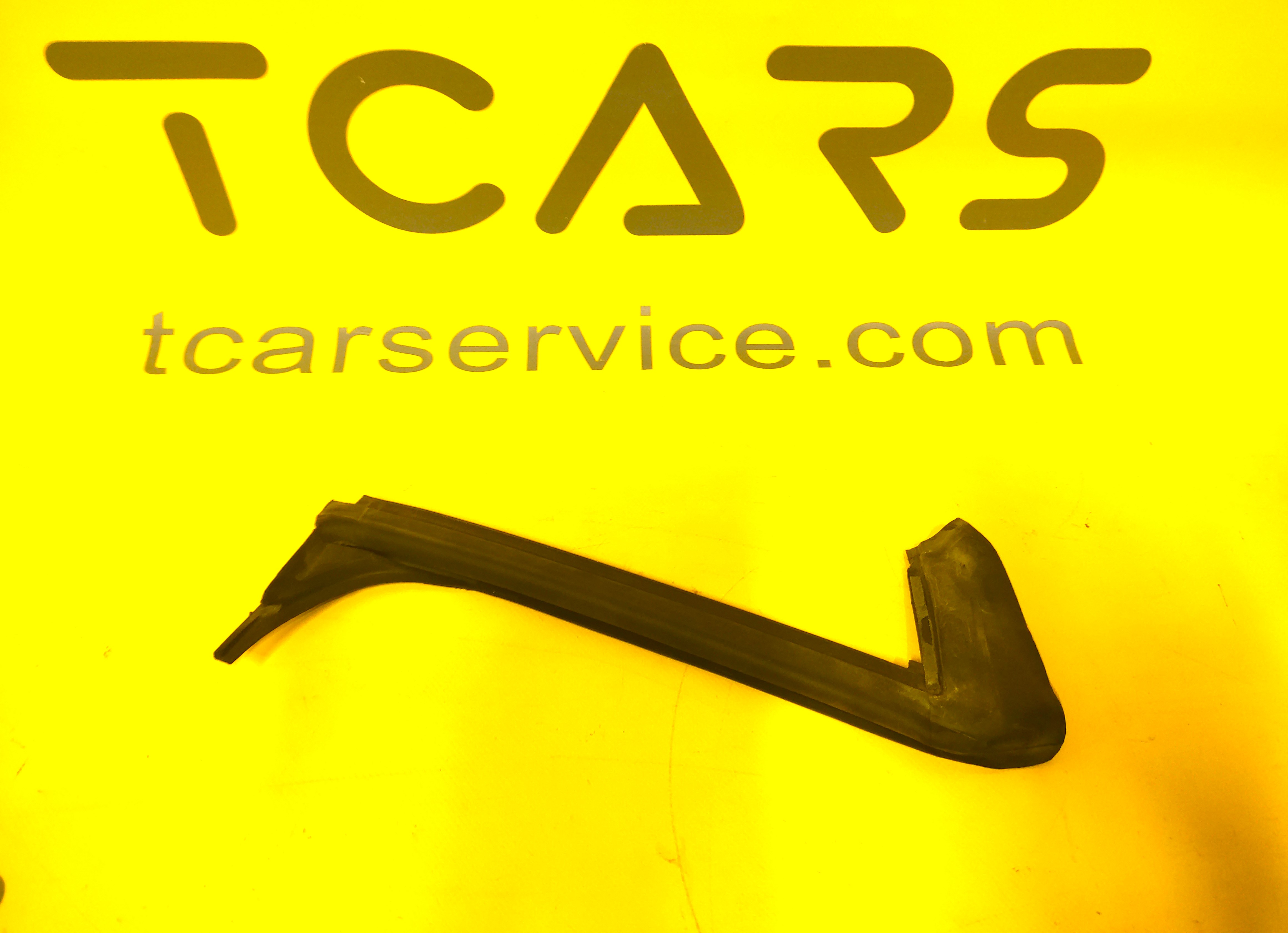 Tesla Model Y 2020-2025 Rear Left Quarter Glass Seal OEM (used) 1497715-00-D