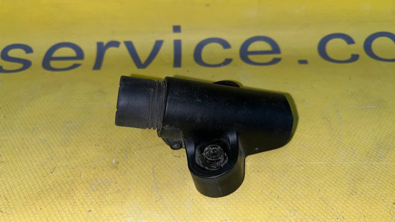 Упор кришки багажника лівий Tesla Model X 1051428-00-C