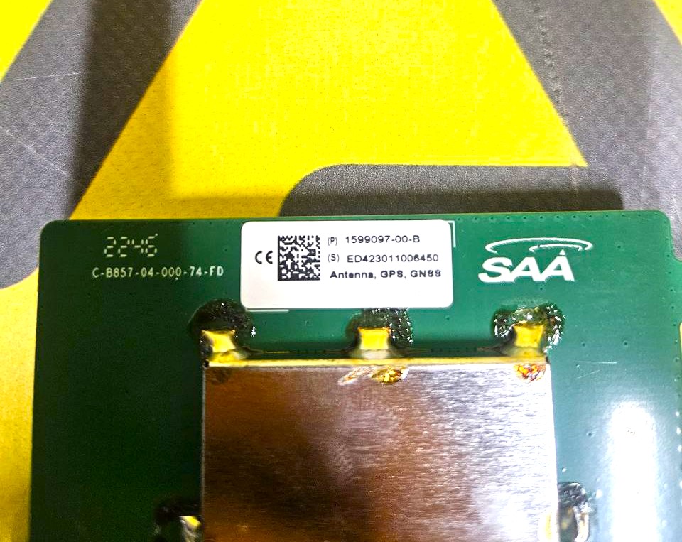 Антена глобальної навігаційної супутникової системи - GNSS Tesla Model Y 2020-2025, S Palladium 1599097-00-B  Фото №3