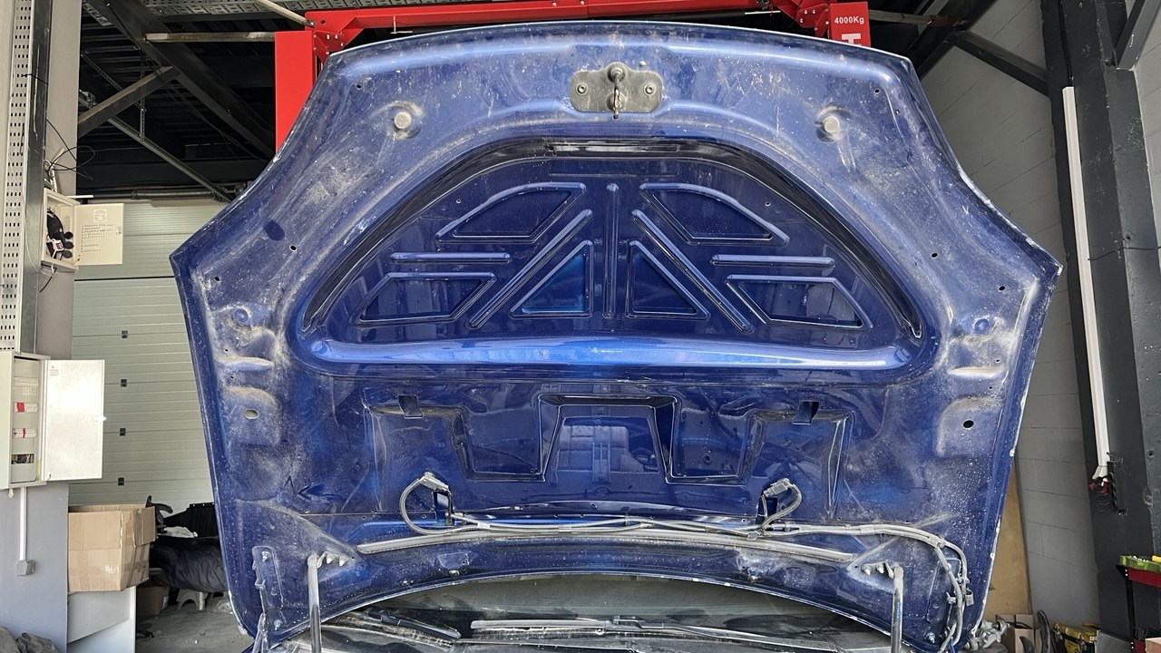 Капот Tesla model S 16-21 1051875-E0-G  синій PB02  Фото №4